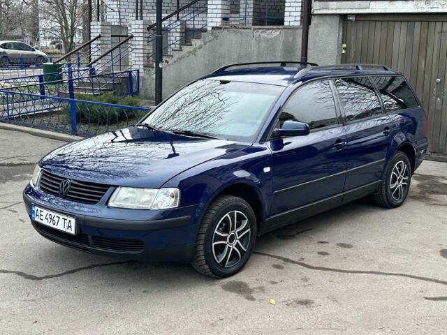 Синий Фольксваген Пассат, объемом двигателя 1.6 л и пробегом 200 тыс. км за 2550 $, фото 9 на Automoto.ua