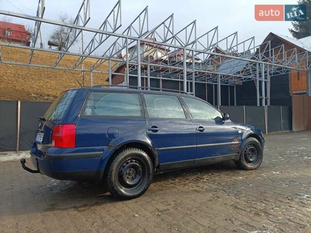 Синий Фольксваген Пассат, объемом двигателя 2.32 л и пробегом 360 тыс. км за 2800 $, фото 5 на Automoto.ua