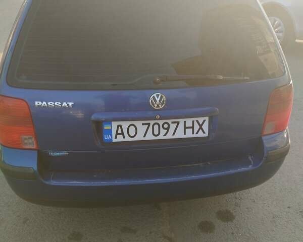 Синий Фольксваген Пассат, объемом двигателя 1.6 л и пробегом 310 тыс. км за 3000 $, фото 4 на Automoto.ua