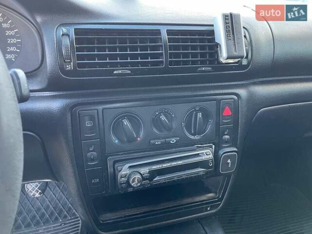 Синий Фольксваген Пассат, объемом двигателя 1.9 л и пробегом 456 тыс. км за 2700 $, фото 13 на Automoto.ua