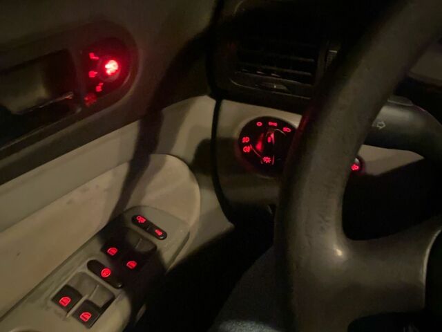 Синий Фольксваген Пассат, объемом двигателя 1.9 л и пробегом 448 тыс. км за 1653 $, фото 2 на Automoto.ua