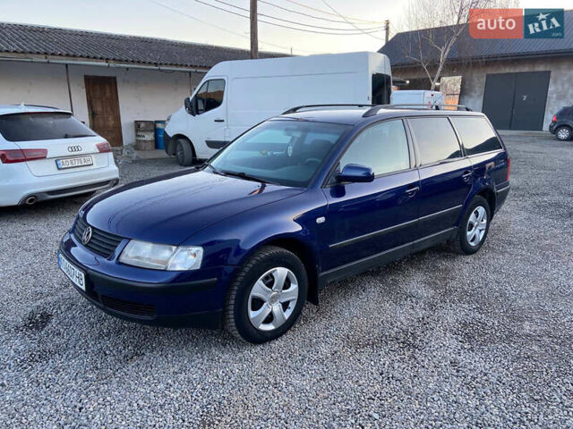 Синий Фольксваген Пассат, объемом двигателя 1.9 л и пробегом 500 тыс. км за 3250 $, фото 1 на Automoto.ua