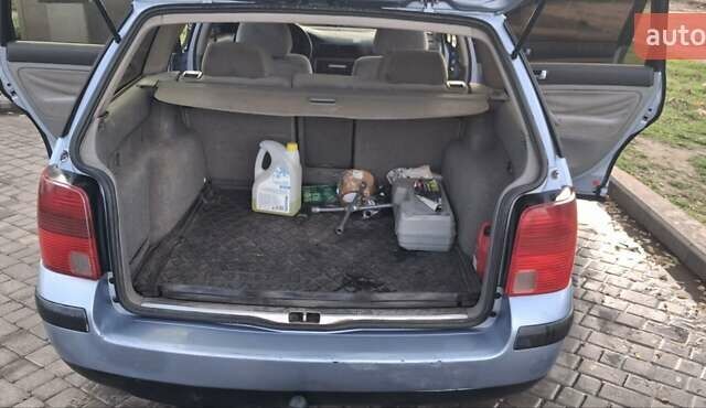 Синій Фольксваген Пассат, об'ємом двигуна 1.9 л та пробігом 437 тис. км за 3000 $, фото 9 на Automoto.ua