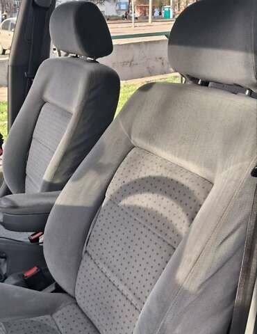 Синій Фольксваген Пассат, об'ємом двигуна 1.9 л та пробігом 437 тис. км за 3000 $, фото 4 на Automoto.ua