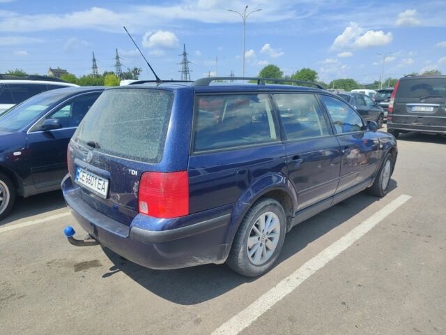 Синий Фольксваген Пассат, объемом двигателя 1.9 л и пробегом 450 тыс. км за 3250 $, фото 1 на Automoto.ua