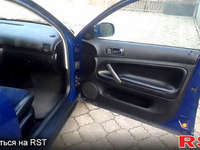 Синій Фольксваген Пассат, об'ємом двигуна 1.8 л та пробігом 264 тис. км за 4300 $, фото 7 на Automoto.ua