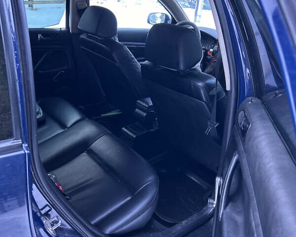 Синий Фольксваген Пассат, объемом двигателя 1.9 л и пробегом 360 тыс. км за 1650 $, фото 10 на Automoto.ua