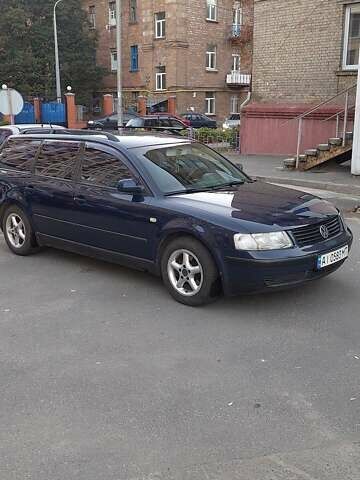 Синій Фольксваген Пассат, об'ємом двигуна 1.8 л та пробігом 360 тис. км за 3700 $, фото 4 на Automoto.ua