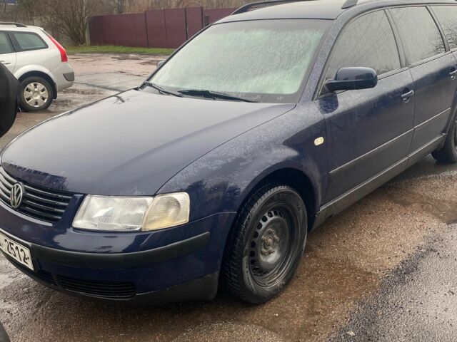 Синий Фольксваген Пассат, объемом двигателя 1.9 л и пробегом 448 тыс. км за 1653 $, фото 4 на Automoto.ua