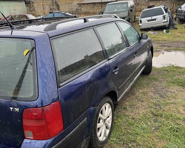 Синий Фольксваген Пассат, объемом двигателя 1.9 л и пробегом 323 тыс. км за 2000 $, фото 2 на Automoto.ua