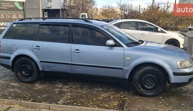 Синій Фольксваген Пассат, об'ємом двигуна 1.9 л та пробігом 437 тис. км за 3000 $, фото 5 на Automoto.ua