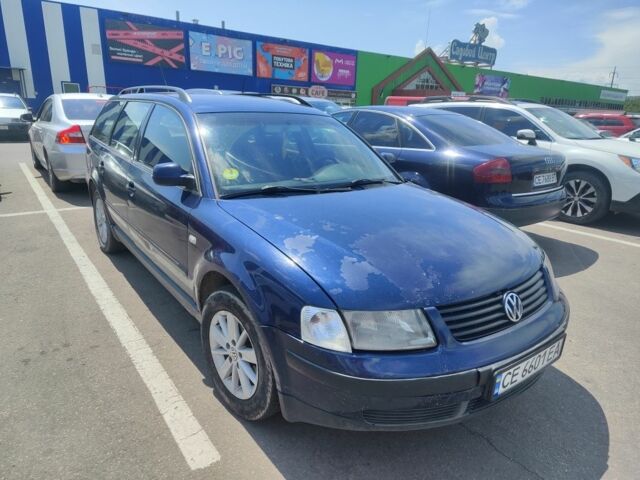 Синий Фольксваген Пассат, объемом двигателя 1.9 л и пробегом 450 тыс. км за 3250 $, фото 2 на Automoto.ua