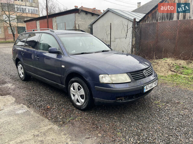 Синій Фольксваген Пассат, об'ємом двигуна 1.9 л та пробігом 333 тис. км за 2100 $, фото 1 на Automoto.ua