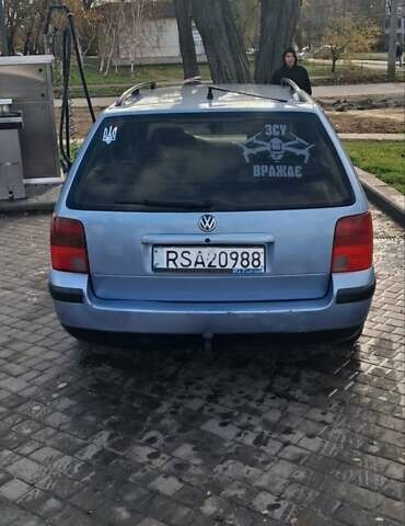 Синій Фольксваген Пассат, об'ємом двигуна 1.9 л та пробігом 437 тис. км за 3000 $, фото 2 на Automoto.ua