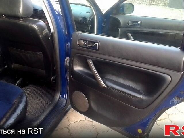 Синій Фольксваген Пассат, об'ємом двигуна 1.8 л та пробігом 264 тис. км за 4300 $, фото 8 на Automoto.ua