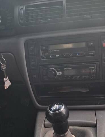 Синій Фольксваген Пассат, об'ємом двигуна 1.9 л та пробігом 437 тис. км за 3000 $, фото 3 на Automoto.ua