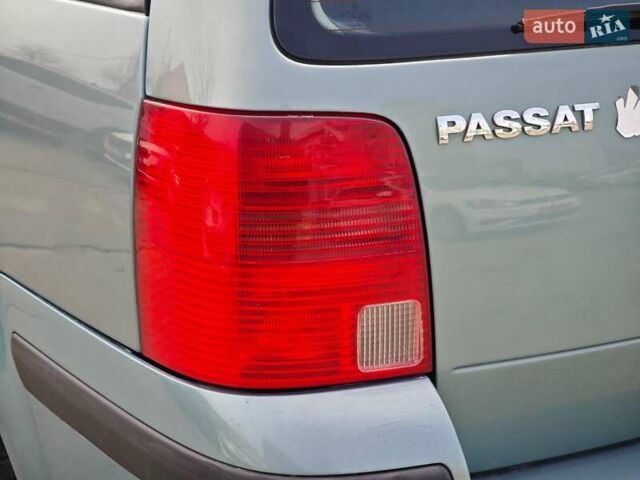 Синий Фольксваген Пассат, объемом двигателя 1.8 л и пробегом 268 тыс. км за 2990 $, фото 7 на Automoto.ua