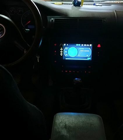 Синий Фольксваген Пассат, объемом двигателя 1.9 л и пробегом 323 тыс. км за 4300 $, фото 5 на Automoto.ua