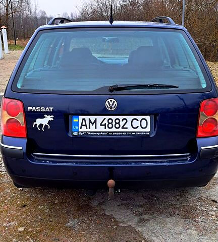 Синий Фольксваген Пассат, объемом двигателя 1.6 л и пробегом 260 тыс. км за 4200 $, фото 3 на Automoto.ua