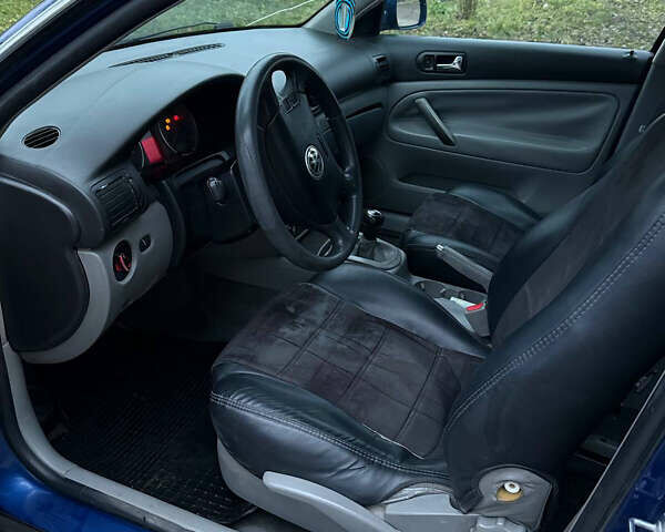 Синий Фольксваген Пассат, объемом двигателя 1.9 л и пробегом 450 тыс. км за 3550 $, фото 6 на Automoto.ua