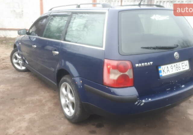 Синий Фольксваген Пассат, объемом двигателя 1.9 л и пробегом 429 тыс. км за 4000 $, фото 13 на Automoto.ua