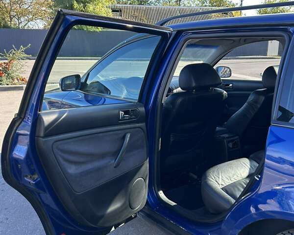 Синий Фольксваген Пассат, объемом двигателя 2 л и пробегом 470 тыс. км за 3500 $, фото 26 на Automoto.ua