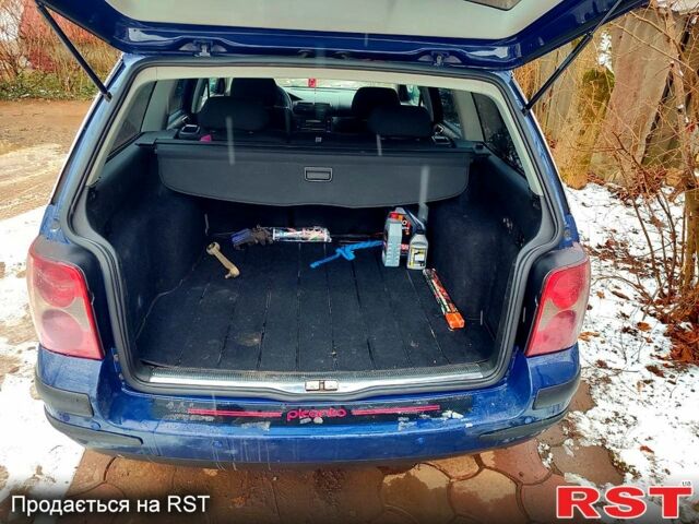 Синий Фольксваген Пассат, объемом двигателя 1.9 л и пробегом 347 тыс. км за 4300 $, фото 6 на Automoto.ua