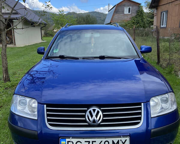 Синий Фольксваген Пассат, объемом двигателя 1.6 л и пробегом 279 тыс. км за 4500 $, фото 1 на Automoto.ua