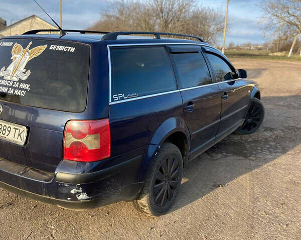 Синий Фольксваген Пассат, объемом двигателя 1.9 л и пробегом 404 тыс. км за 3800 $, фото 4 на Automoto.ua