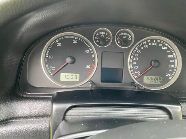 Синий Фольксваген Пассат, объемом двигателя 1.9 л и пробегом 280 тыс. км за 3500 $, фото 7 на Automoto.ua