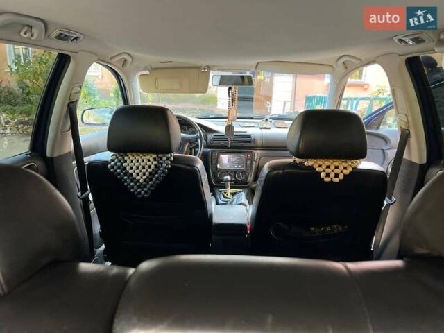 Синий Фольксваген Пассат, объемом двигателя 1.9 л и пробегом 310 тыс. км за 4500 $, фото 3 на Automoto.ua