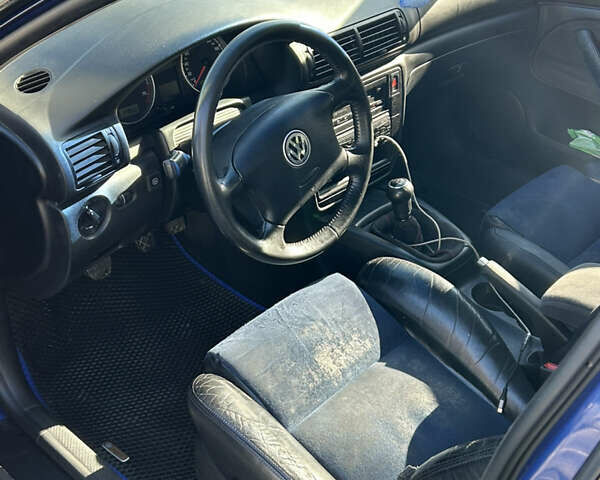 Синий Фольксваген Пассат, объемом двигателя 2 л и пробегом 470 тыс. км за 3500 $, фото 22 на Automoto.ua