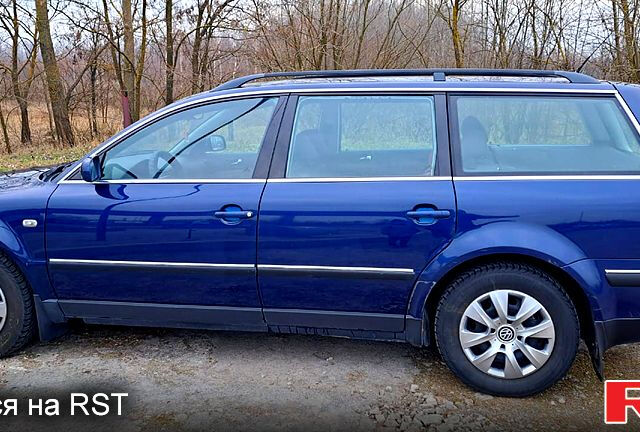 Синий Фольксваген Пассат, объемом двигателя 1.6 л и пробегом 260 тыс. км за 4200 $, фото 5 на Automoto.ua