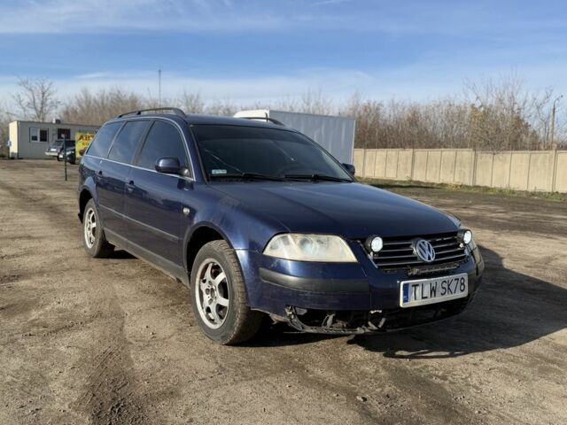 Синий Фольксваген Пассат, объемом двигателя 1.9 л и пробегом 500 тыс. км за 1375 $, фото 1 на Automoto.ua