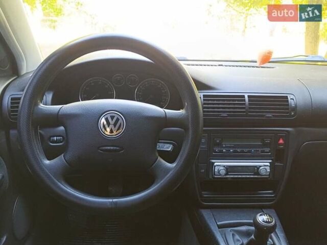 Фольксваген Пассат 2001 у Дрогобичі на Automoto.ua Синій Фольксваген Пассат, об'ємом двигуна 1.6 л та пробігом 290 тис. км за 4000 $, фото 22 на Automoto.ua