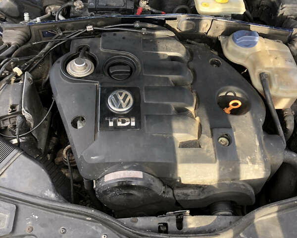 Синий Фольксваген Пассат, объемом двигателя 1.9 л и пробегом 390 тыс. км за 3200 $, фото 6 на Automoto.ua