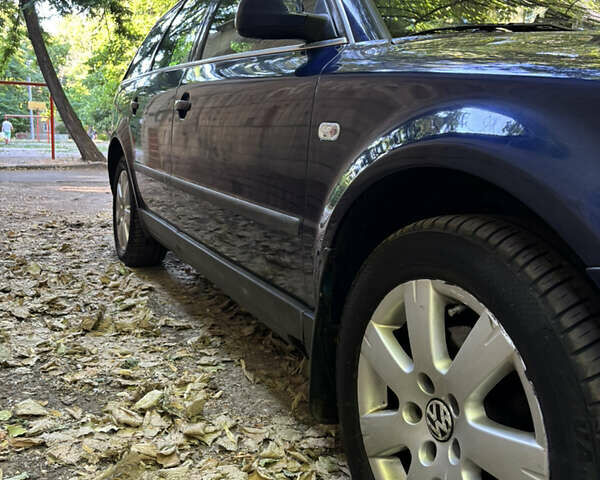 Синий Фольксваген Пассат, объемом двигателя 1.9 л и пробегом 376 тыс. км за 5000 $, фото 36 на Automoto.ua