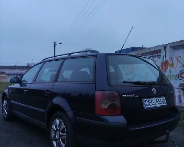 Синий Фольксваген Пассат, объемом двигателя 1.9 л и пробегом 292 тыс. км за 2399 $, фото 6 на Automoto.ua