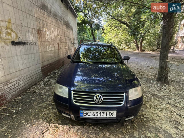 Синий Фольксваген Пассат, объемом двигателя 1.9 л и пробегом 376 тыс. км за 5000 $, фото 1 на Automoto.ua