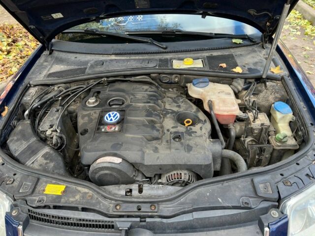 Синий Фольксваген Пассат, объемом двигателя 1.9 л и пробегом 310 тыс. км за 4500 $, фото 5 на Automoto.ua