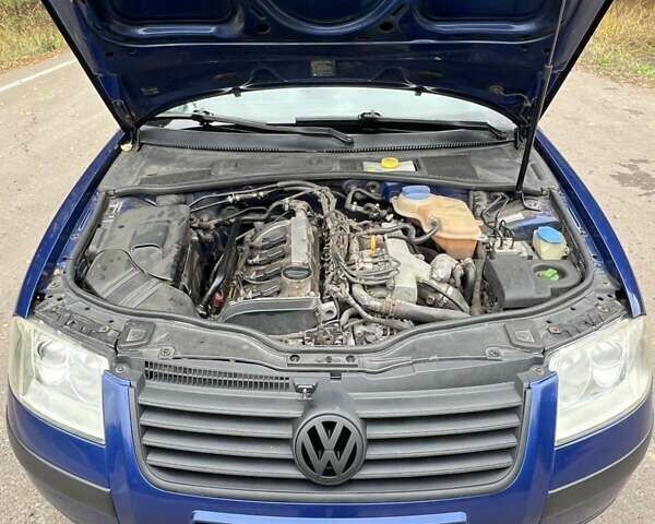 Синий Фольксваген Пассат, объемом двигателя 1.78 л и пробегом 320 тыс. км за 4500 $, фото 13 на Automoto.ua