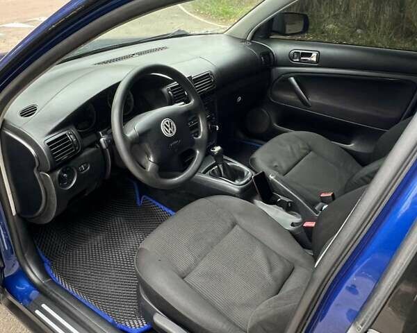 Синий Фольксваген Пассат, объемом двигателя 1.78 л и пробегом 320 тыс. км за 4500 $, фото 15 на Automoto.ua