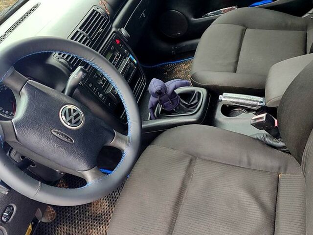 Синий Фольксваген Пассат, объемом двигателя 1.9 л и пробегом 347 тыс. км за 4300 $, фото 3 на Automoto.ua