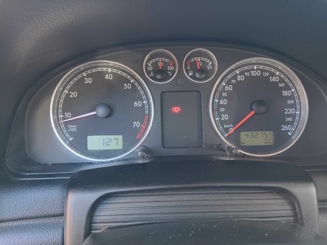 Синий Фольксваген Пассат, объемом двигателя 2 л и пробегом 432 тыс. км за 5800 $, фото 11 на Automoto.ua