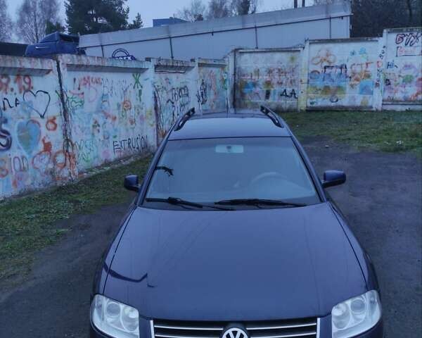 Синий Фольксваген Пассат, объемом двигателя 1.9 л и пробегом 292 тыс. км за 2399 $, фото 1 на Automoto.ua