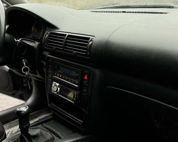 Синий Фольксваген Пассат, объемом двигателя 1.9 л и пробегом 410 тыс. км за 3799 $, фото 8 на Automoto.ua