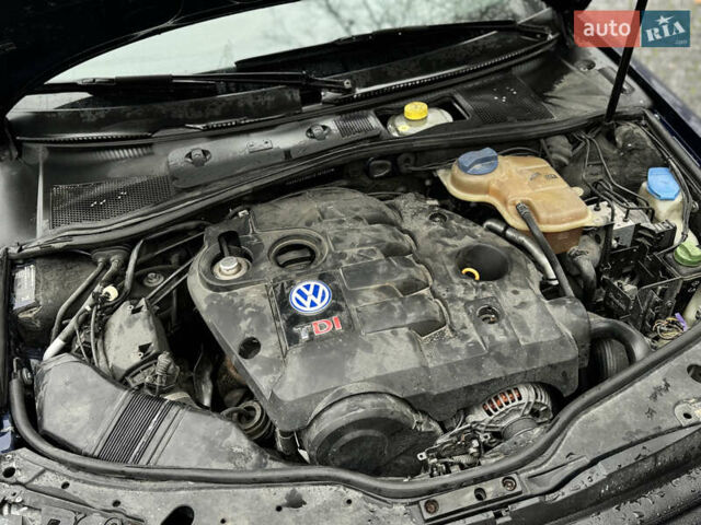 Синий Фольксваген Пассат, объемом двигателя 1.9 л и пробегом 410 тыс. км за 3799 $, фото 9 на Automoto.ua