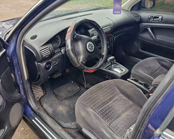 Синий Фольксваген Пассат, объемом двигателя 1.9 л и пробегом 470 тыс. км за 3500 $, фото 8 на Automoto.ua