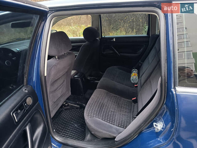 Синий Фольксваген Пассат, объемом двигателя 1.9 л и пробегом 438 тыс. км за 4200 $, фото 12 на Automoto.ua