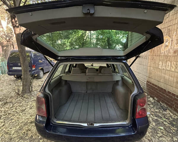 Синий Фольксваген Пассат, объемом двигателя 1.9 л и пробегом 376 тыс. км за 5000 $, фото 34 на Automoto.ua